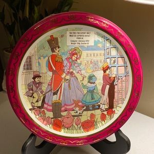 Mackintosh’s Quality Street Chocolates Tin